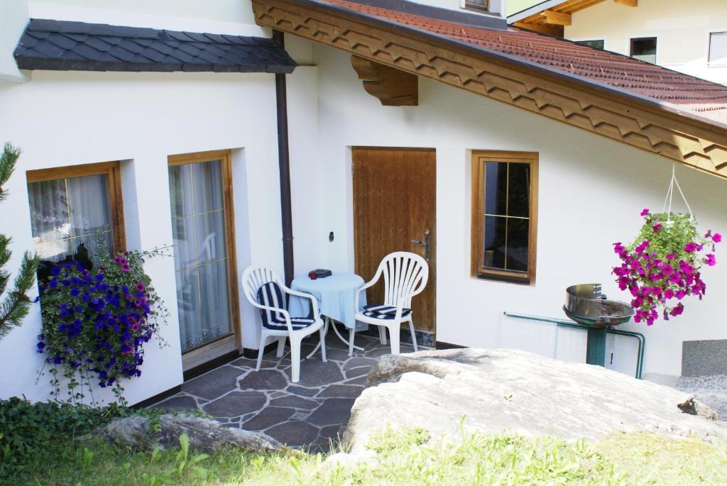 Ferienwohnung Gertraud Und Peter Geisler Finkenberg Exterior foto